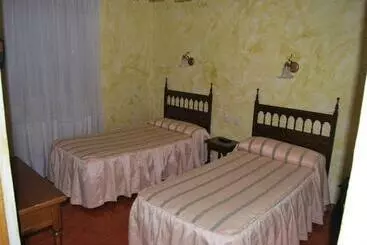 فندق Hostal Bellas