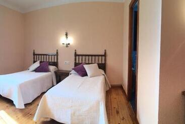 مسافرخانه Sol I Neu