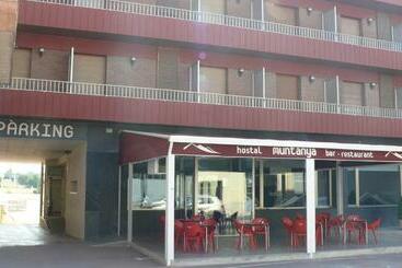 בית מלון כפרי Hostal Muntanya