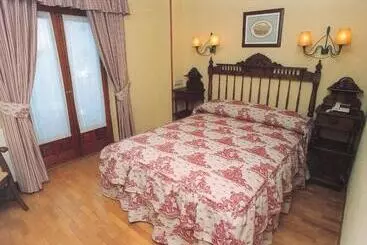 בית מלון כפרי Nava Real