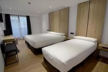 هتل Uve Marcenado