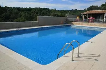 Отель Mesón De Colungo