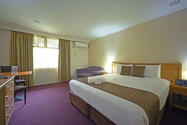 فندق Hospitality Geraldton Surestay Collection By Best Western