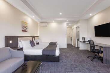 Quality Hotel Melbourne Airport