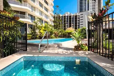 ホテル Moorings On Cavill Surfers Paradise