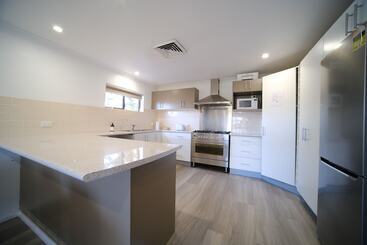 אתר נופש Lakeside Inn Illawarra