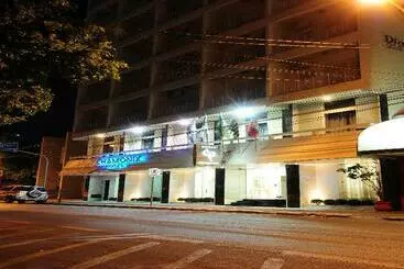 هتل Nacional Inn Araçatuba