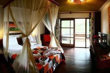 ホテル Club Du Lac Tanganyika