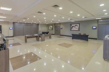 בית מלון כפרי Deville Prime Cuiaba