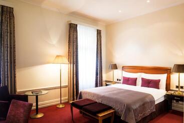 בית מלון כפרי Bellevue Palace Bern