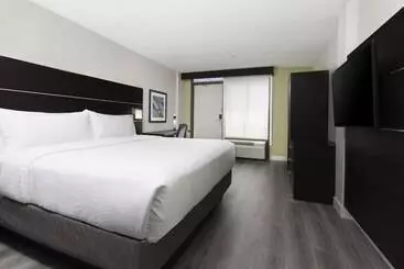 호텔 Holiday Inn Express & Suites Mississauga Toronto Southwest, An Ihg