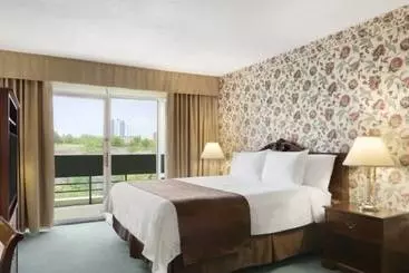 酒店 Travelodge By Wyndham Niagara Falls Fallsview