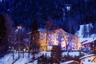 Отель Résidence Les Sources Des Alpes