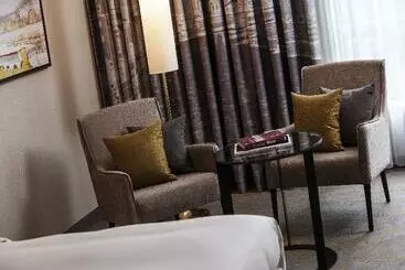 هتل Renaissance Duesseldorf