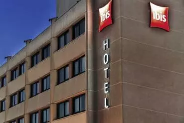 בית מלון כפרי Ibis Lille Tourcoing Centre