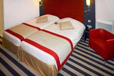 Отель Mercure Honfleur