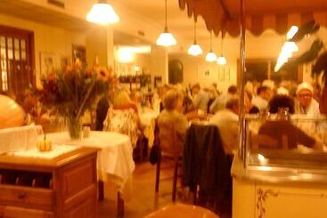 Mas De Vence   Hotel Restaurant