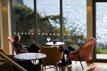 Hotel Polurrian On The Lizard