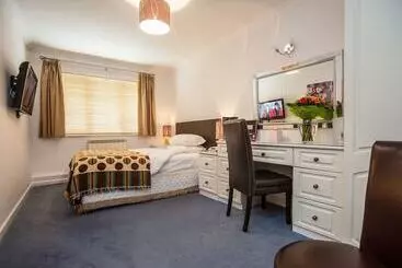 La Collinette Hotel, Cottages & Apartments