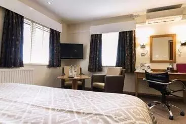 Fairlawns, Hotel And Spa