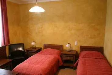 בית מלון כפרי Sarlóspuszta Club