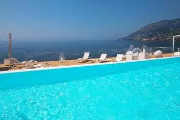 هتل Club Due Torri