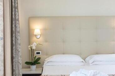 ホテル Ariston & Spa