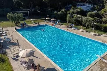 בית מלון כפרי Mira