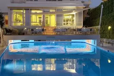 ホテル Continental