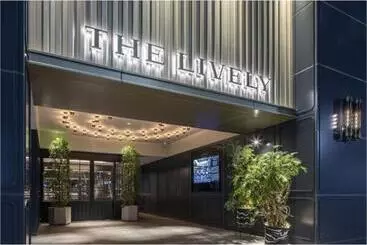 בית מלון כפרי The Lively Fukuoka Hakata