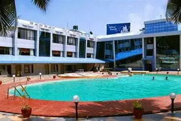 Silver Sands Beach Resort