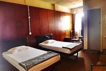 Отель Paramount