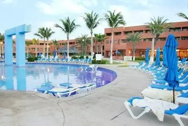 בית מלון כפרי Holiday Inn Resort Los Cabos All Inclusive