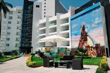 Отель The Inn At Mazatlan