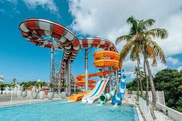 בית מלון כפרי Mangrove Beach Corendon Curacao Allinclusive Resort, Curio By Hilton