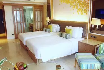 Hotel Dusit Thani Laguna Phuket