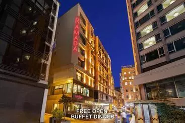 Hotel Ramada By Wyndham Istanbul Pera
