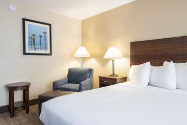 هتل Best Western Oceanside Inn