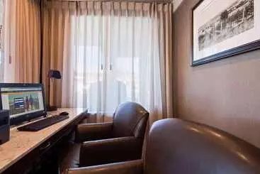 فندق Best Western Petaluma Inn