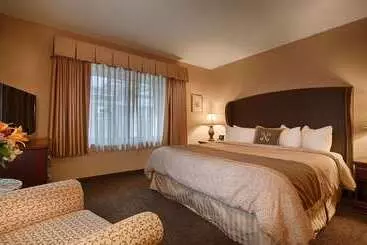 Otel Best Western Plus The Normandy Inn & Suites