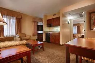 酒店 Best Western Plus The Normandy Inn & Suites