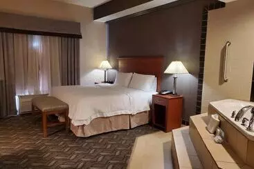 Отель Hampton Inn & Suites Craig