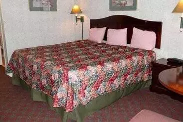 Magnuson Hotel Fowlerville