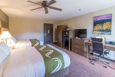 هتل Quality Inn Near Rocky Mountain National Park