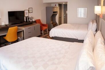 هتل Holiday Inn Houston Hobby Airport, An Ihg