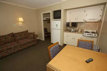 Otel Driftwood On The Oceanfront