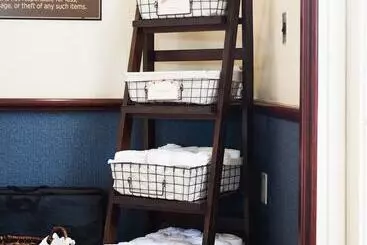 فندق Harbor View Inn