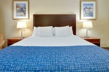 فندق Travelodge By Wyndham Texarkana