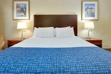 فندق Travelodge By Wyndham Texarkana