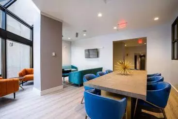 Отель Crowne Plaza College Park Washington Dc